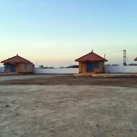 Rann Hellaro Homestay Bhuj Bagian luar foto