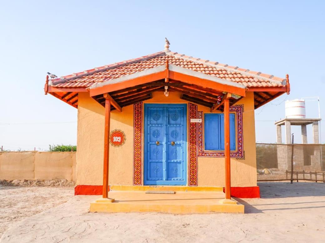 Rann Hellaro Homestay Bhuj Bagian luar foto