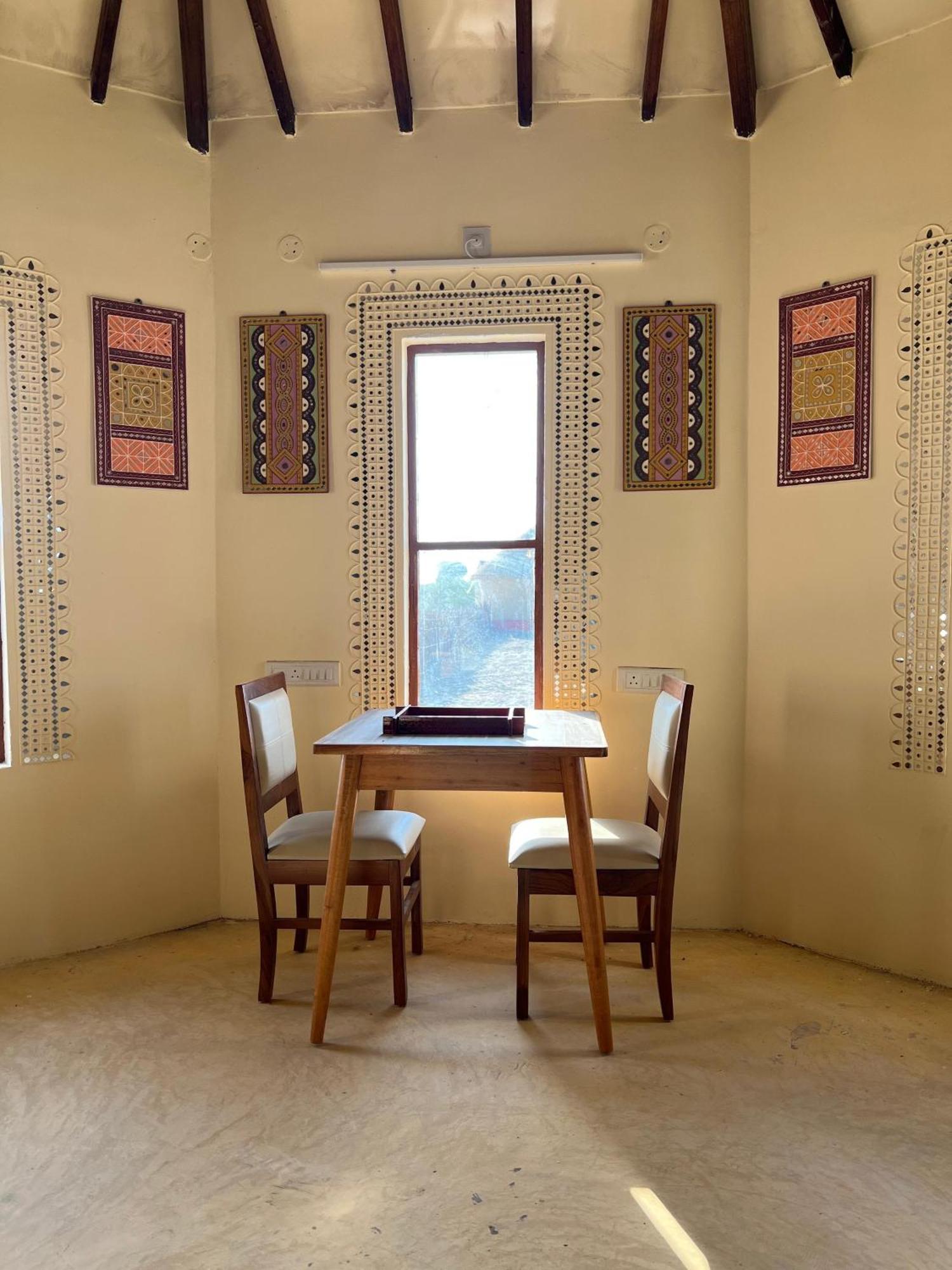 Rann Hellaro Homestay Bhuj Bagian luar foto