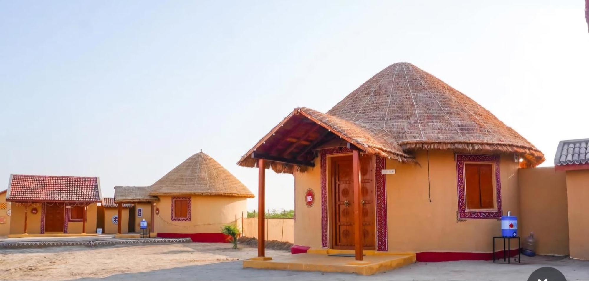 Rann Hellaro Homestay Bhuj Bagian luar foto